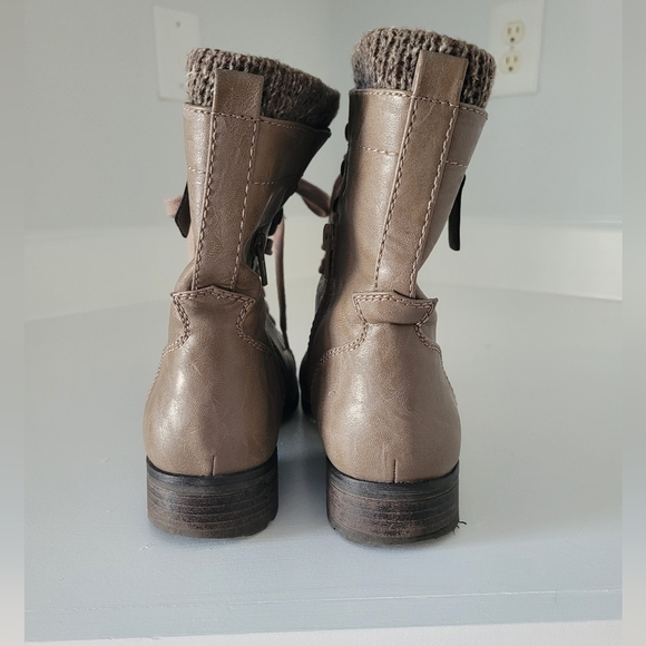 Brown/Gray Boots with Knit Cuff by Limelight Taya - Picture 4 of 7